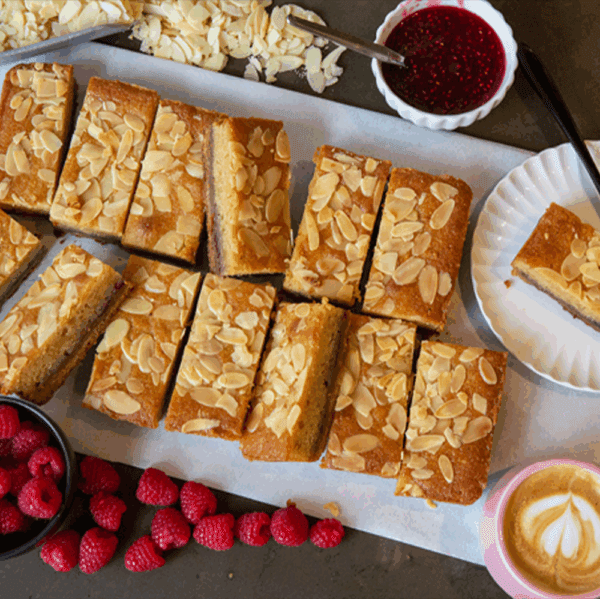 Cakesmiths Raspberry Bakewell