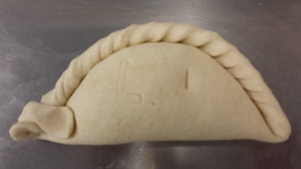 Proper Cornish Chicken, Bacon and Leek Pasty - Image 2