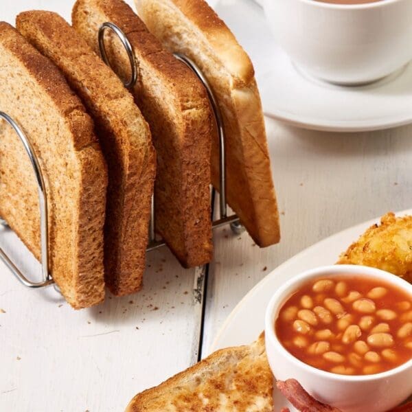 Chefs' Selections Extra Thick Sliced Wholemeal Sandwich Bread 16+2