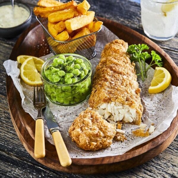 Chefs' Selections Skinless & Boneless Battered Cod Fillets 230-290g
