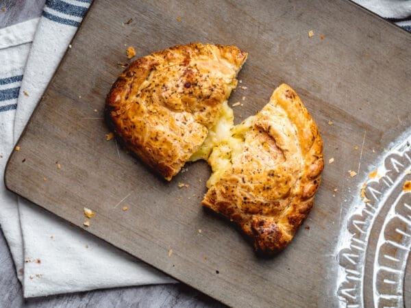 Chunk Unbaked Cheddar & Onion Pasty