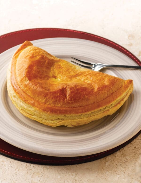 Wrights Unbaked D-Shaped Cornish Pasty