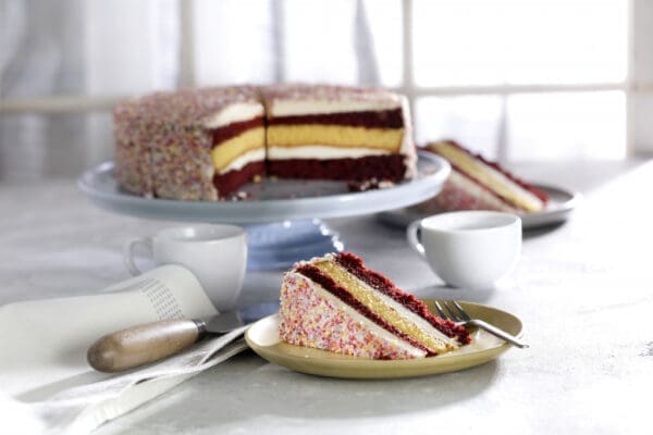 Mademoiselle Angel Cake