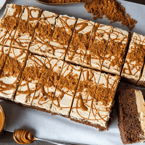 *CLR*Cakesmiths Sticky Toffee Biscoff Traycake