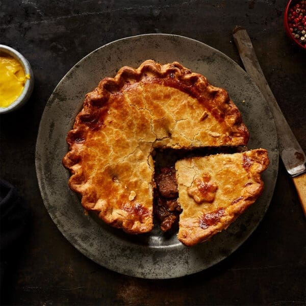 Ocado Steak & Ale Pie Large